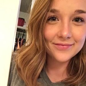 Meet your Posher, Karina